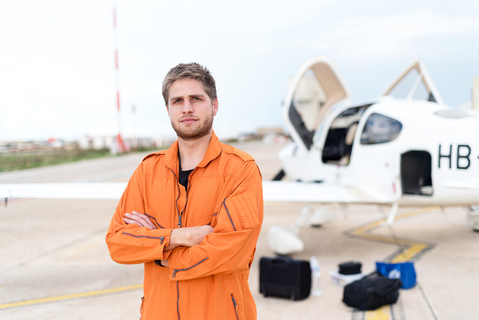 Pascal Stadelmann ist Teil der humanitären Piloteninitiative, die im Mittelmeer nach Booten in Seenot Ausschau hält.